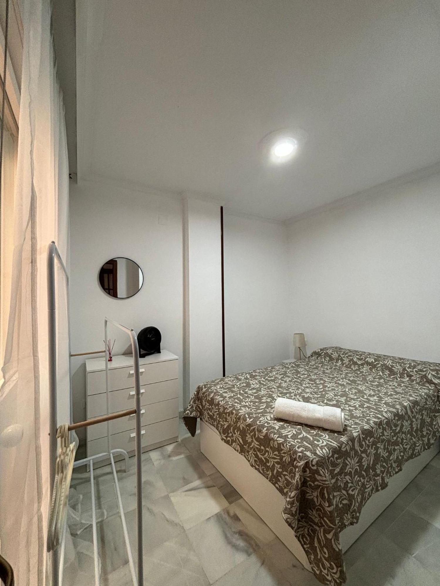 Apartamento Amplio Piso Centrico Huelva Exterior foto